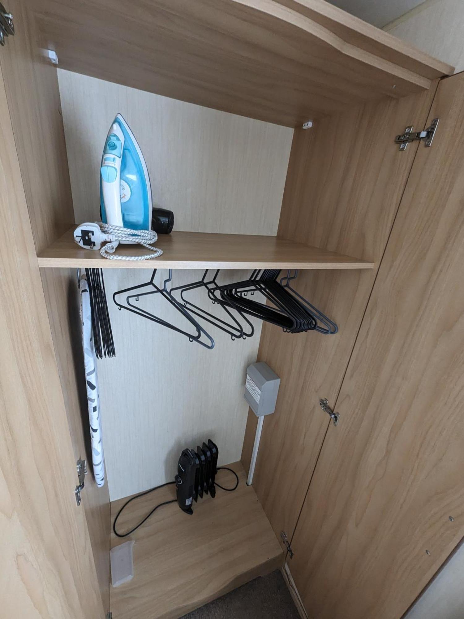 3 Bedroom Caravan, Sleeps 8 Lyons Lido Beach Prestatyn Ngoại thất bức ảnh